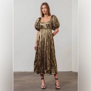 MOON RIVER Gold Shimmer Midi Dress Elegant Gold Puff Sleeve Dress M nwt‎